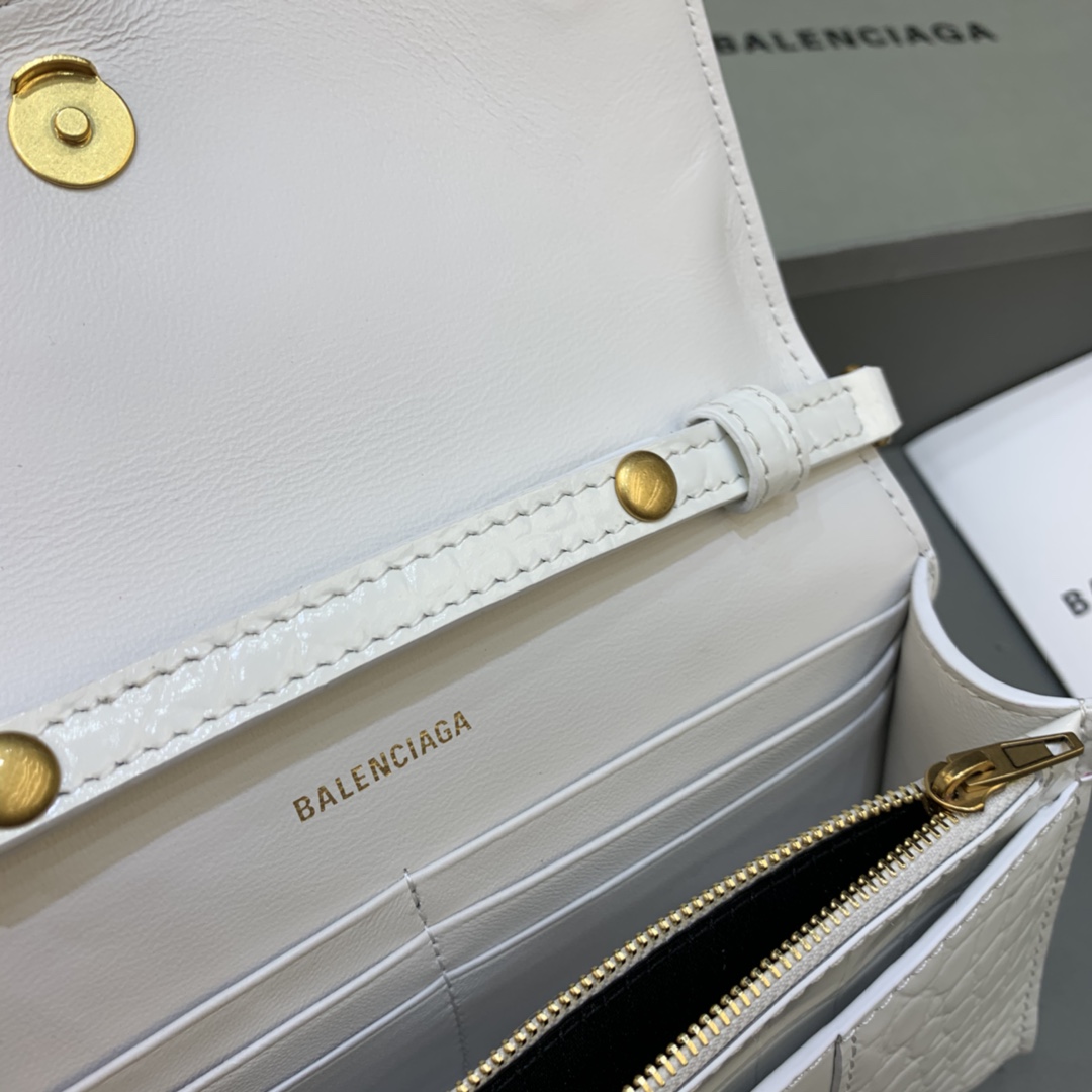 Balenciaga Small Hourglass Wallet With Chain Crocodile Embossed Shoulder Bag White